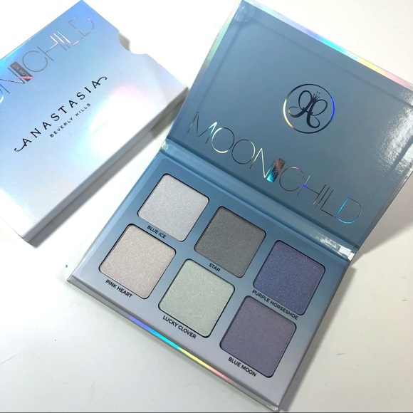 Anastasia Beverly Hills Other - ABH women MoonChild Face Glow Kit